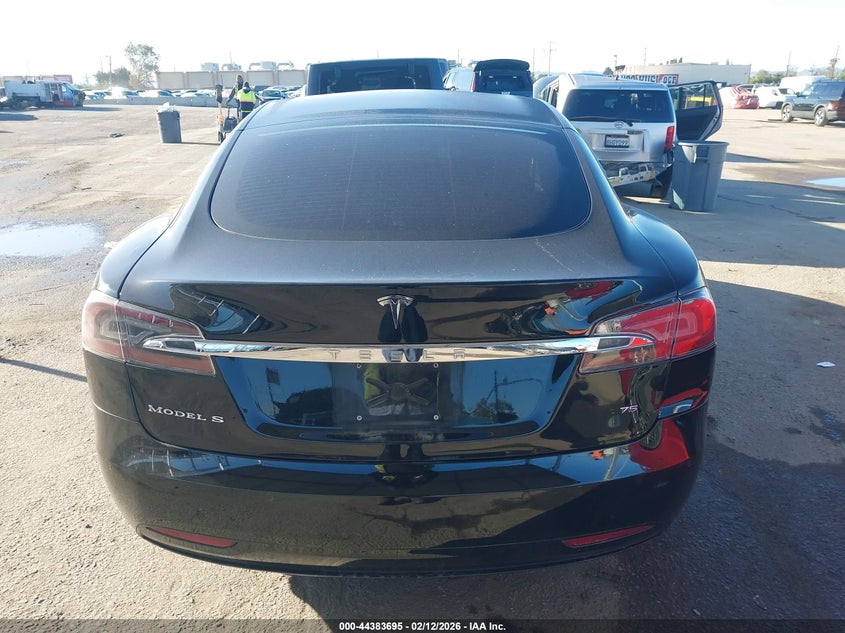 2017 Tesla Model S 60/75 VIN: 5YJSA1E18HF210565 Lot: 44383695