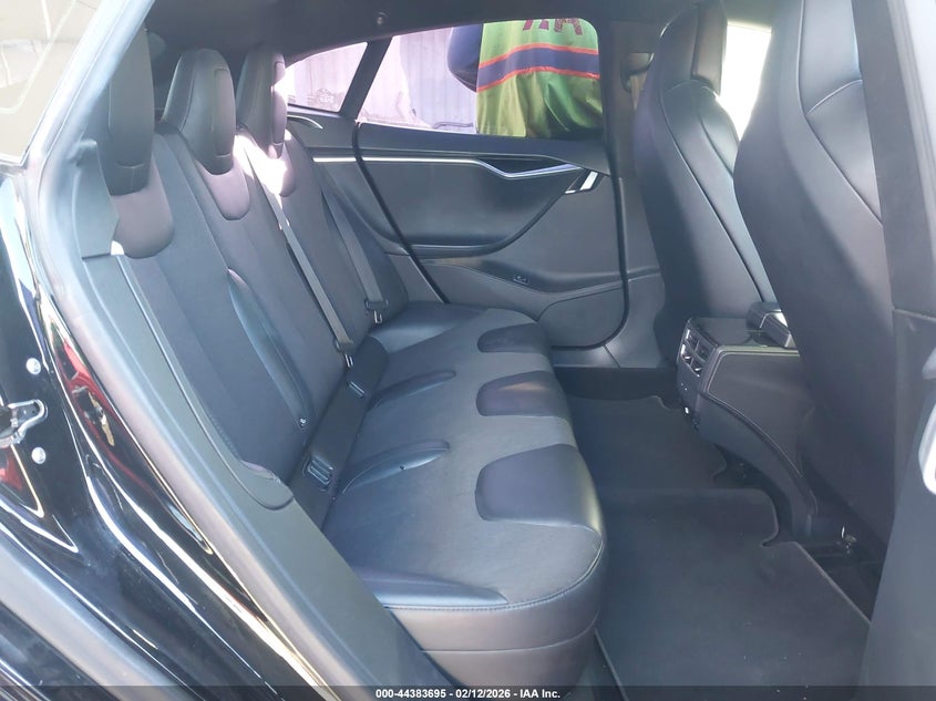 2017 Tesla Model S 60/75 VIN: 5YJSA1E18HF210565 Lot: 44383695