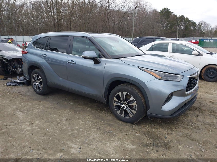 2023 Toyota Highlander Xle