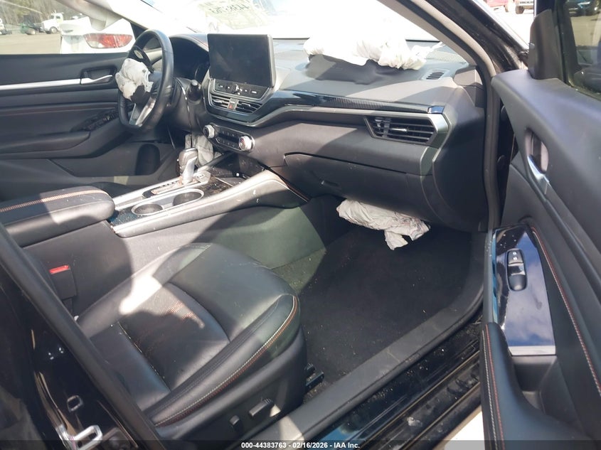 2023 Nissan Altima Sr Fwd