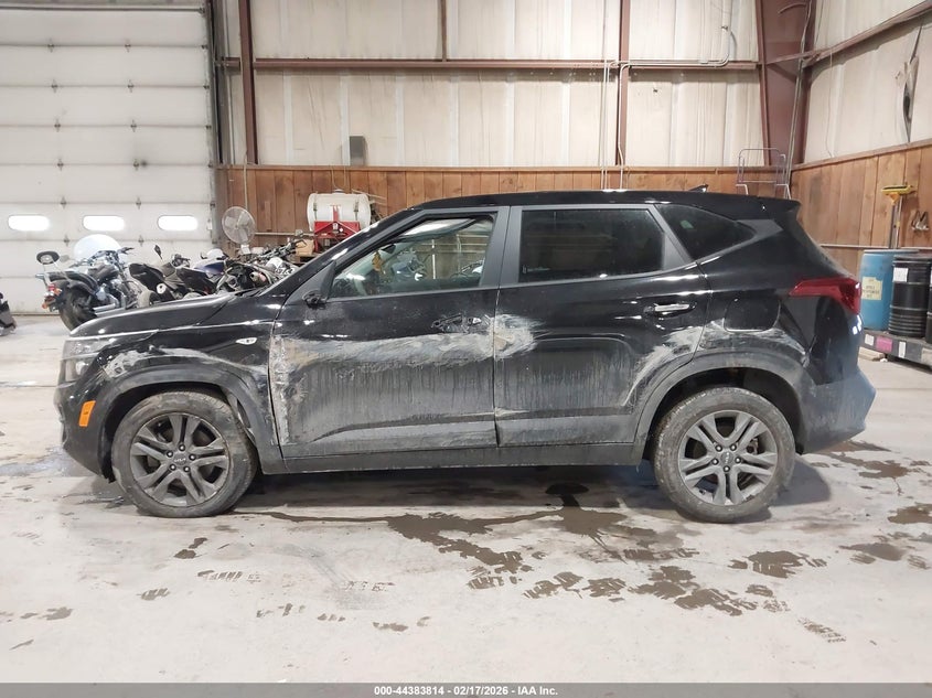 2023 Kia Seltos Lx VIN: KNDEPCAA7P7408863 Lot: 44383814