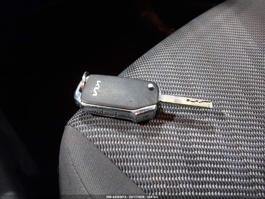 2023 Kia Seltos Lx VIN: KNDEPCAA7P7408863 Lot: 44383814