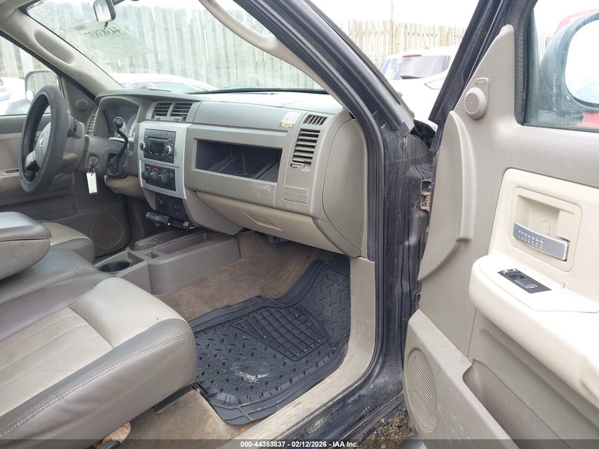 2009 Dodge Dakota Laramie