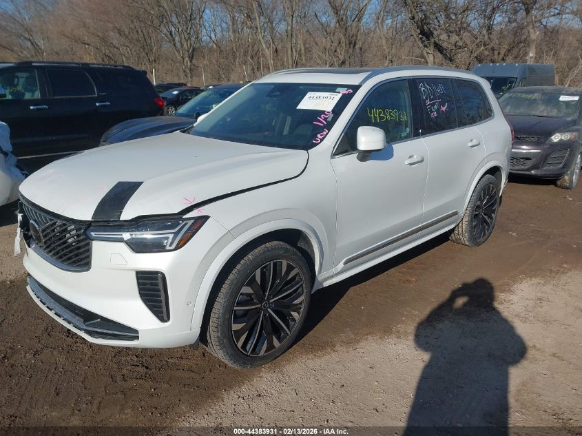 2025 Volvo Xc90 B6 Plus 7-Seater