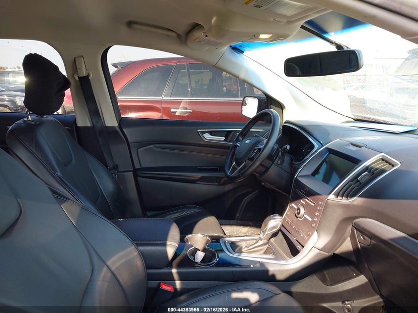 2016 Ford Edge Titanium