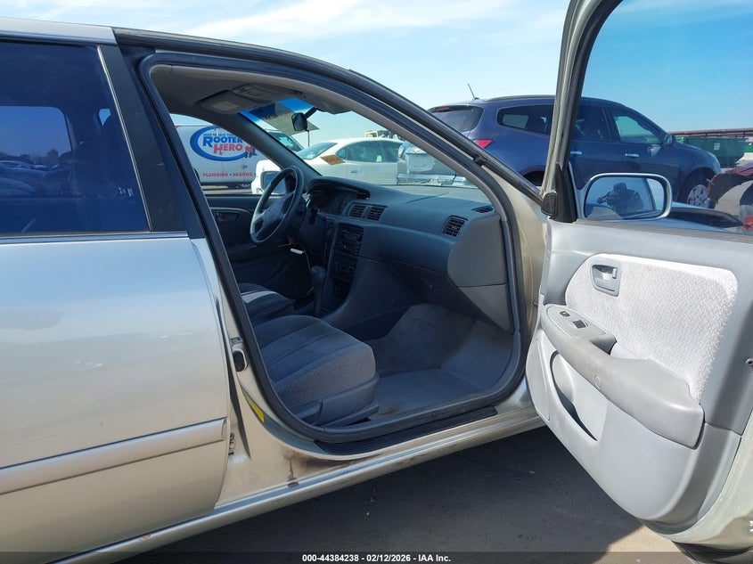 2000 Toyota Camry Le V6