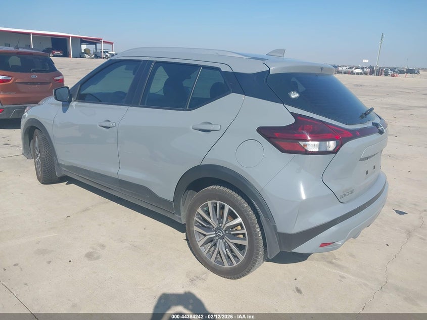 2022 Nissan Kicks Sv Xtronic Cvt