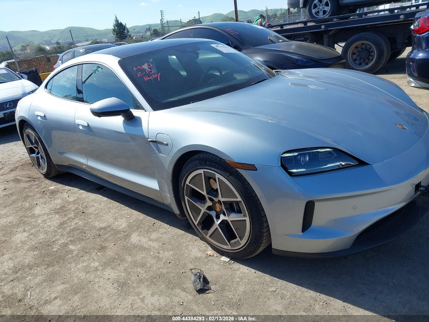 2025 Porsche Taycan 4