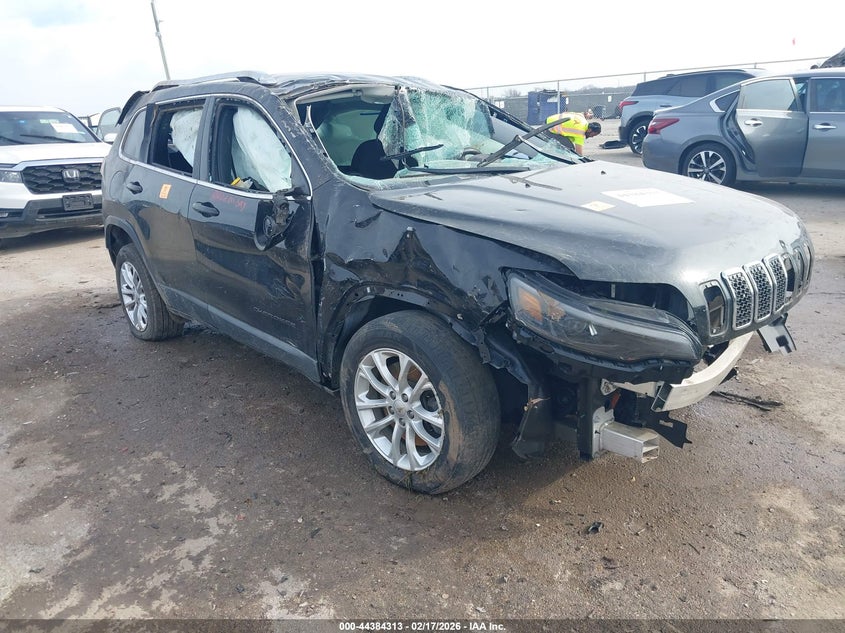 2019 Jeep Cherokee Latitude Fwd