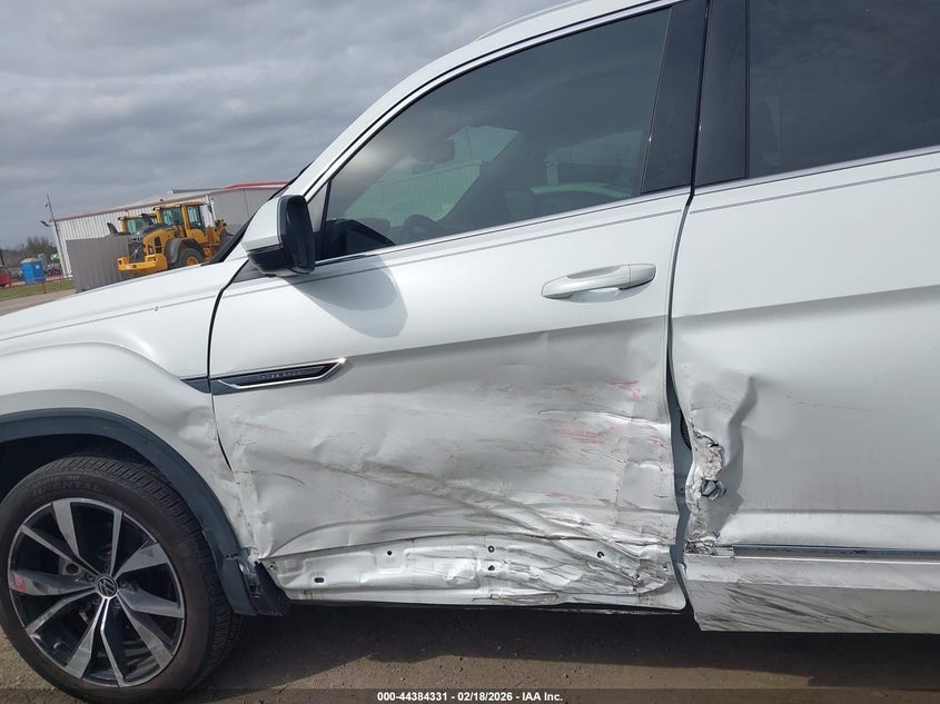 2024 Volkswagen Atlas Cross Sport 2.0T Sel Premium R-Line VIN: 1V2FE2CA8RC249717 Lot: 44384331