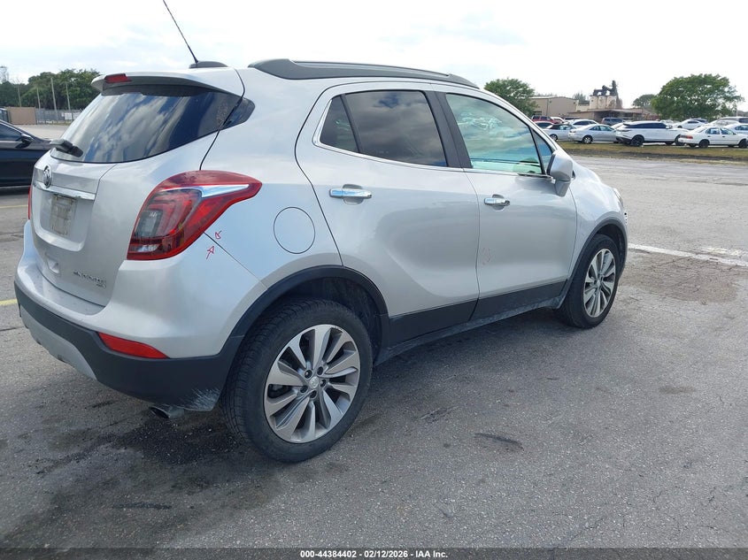 Vin: kl4cjesb6lb319928, lot: 44880912, buick encore awd preferred 20204