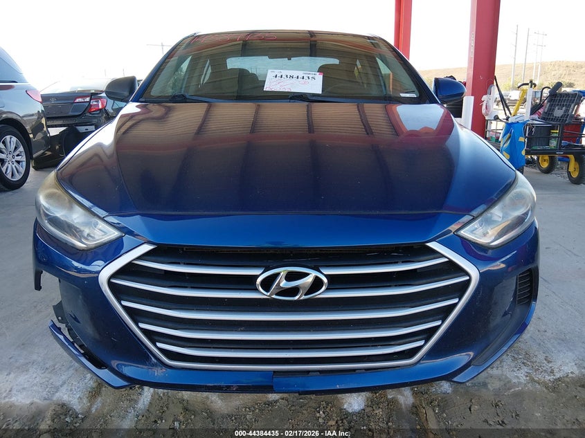 VIN 5NPD84LF4JH381986 2018 HYUNDAI ELANTRA SEL