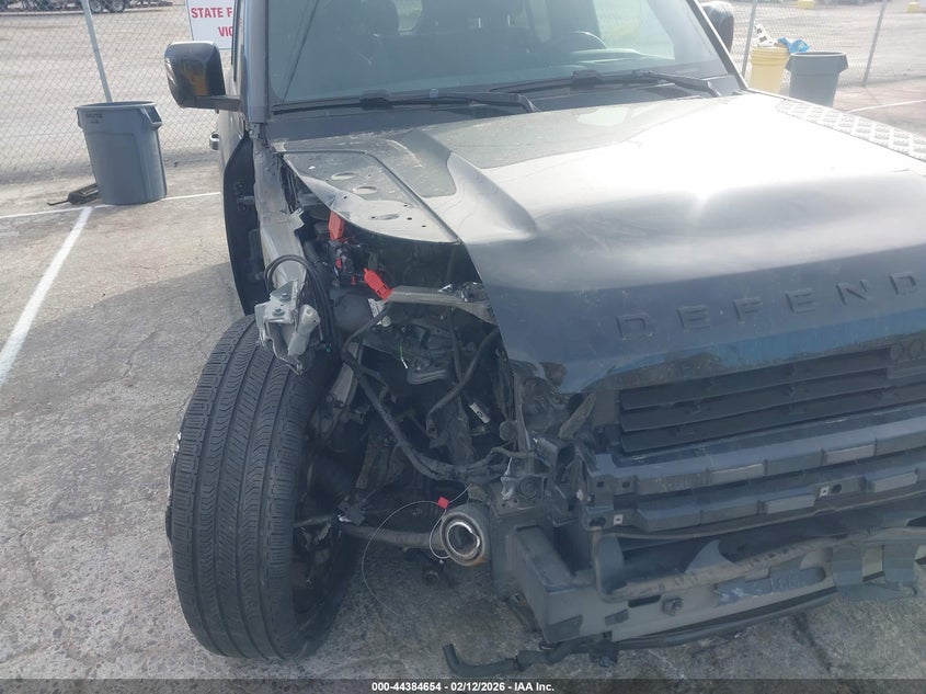 2023 Land Rover Defender 110 X VIN: SALEX7EU5P2136282 Lot: 44384654