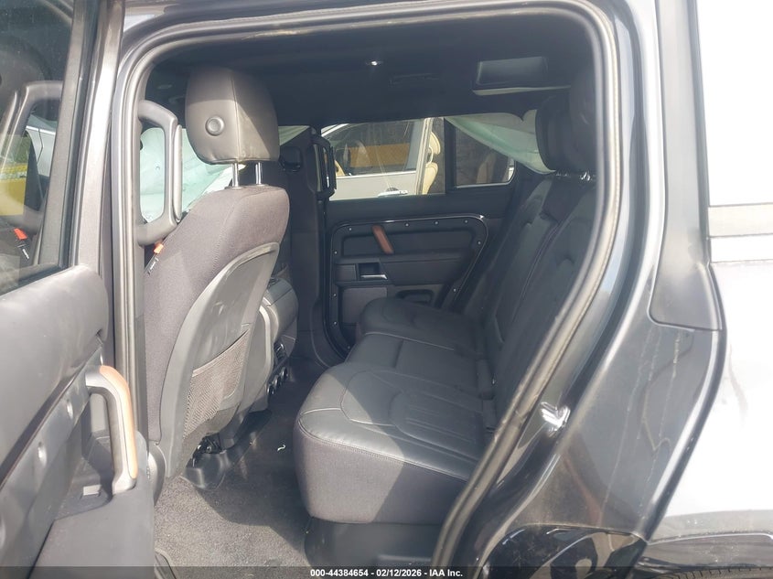 2023 Land Rover Defender 110 X VIN: SALEX7EU5P2136282 Lot: 44384654