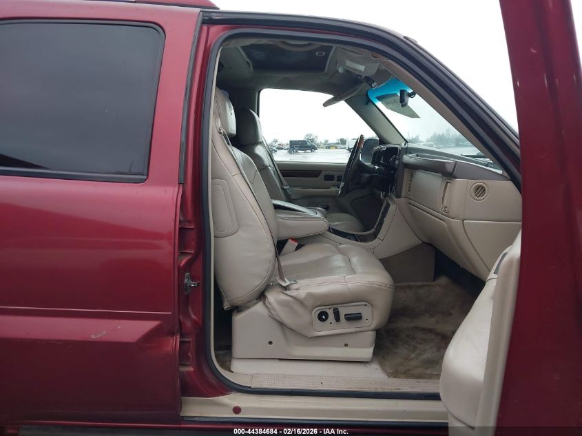 2002 Cadillac Escalade Standard