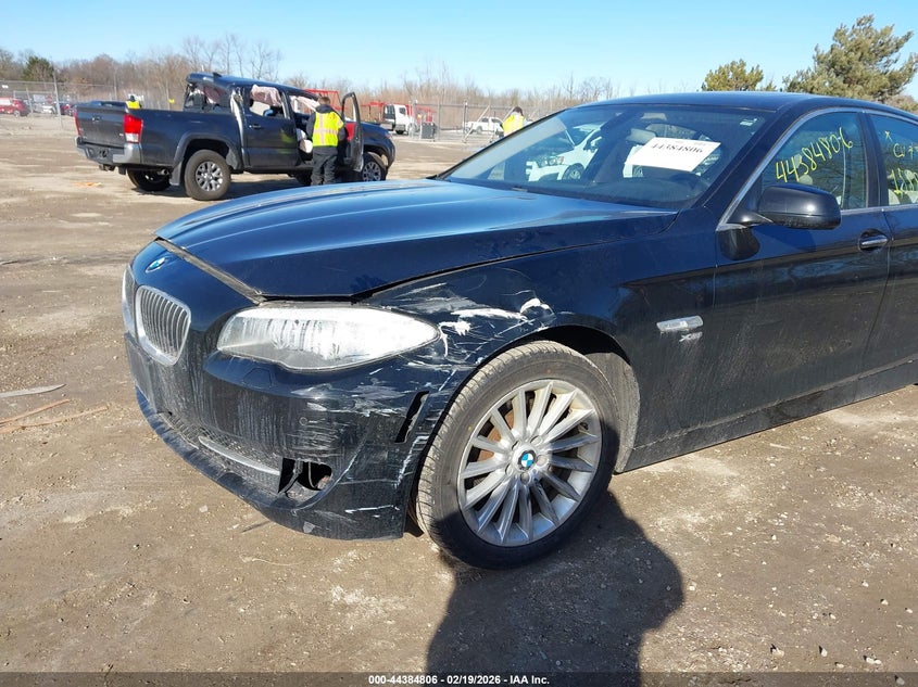 2012 BMW 5er 3.0 535I xDrive black Lot 111044384806 Vin WBAFU7C54CDU59914