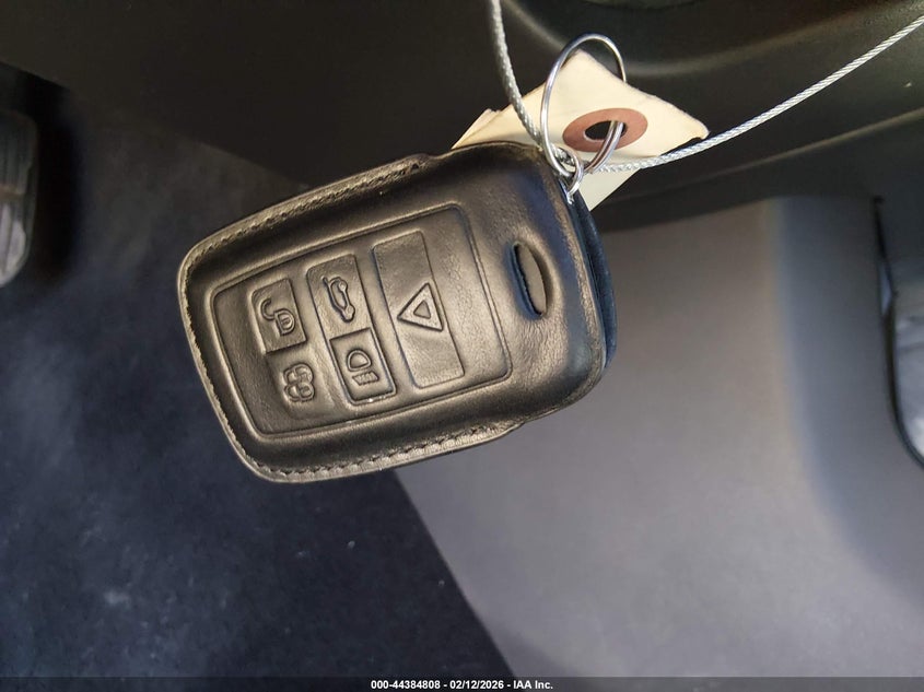 2019 Land Rover Range Rover Velar P250 R-Dynamic Se VIN: SALYL2EX2KA218328 Lot: 44384808