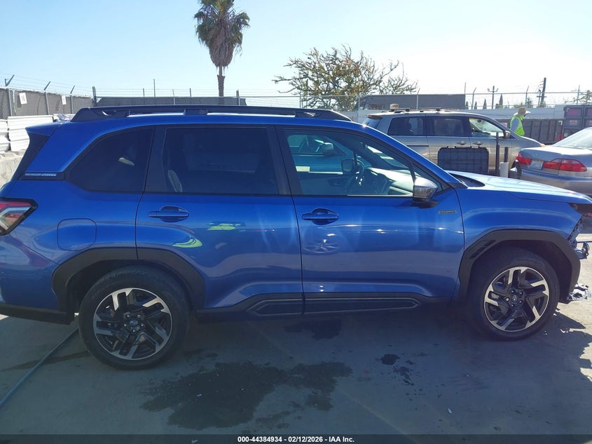 VIN: JF2SLSRD4SH404099 2025 SUBARU FORESTER LIMITED HYBRID