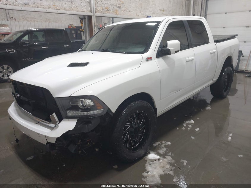 Vin: 1c6rr7mt6hs725572, lot: 44881485, ram 1500 night  4x4 5'7 box 20172