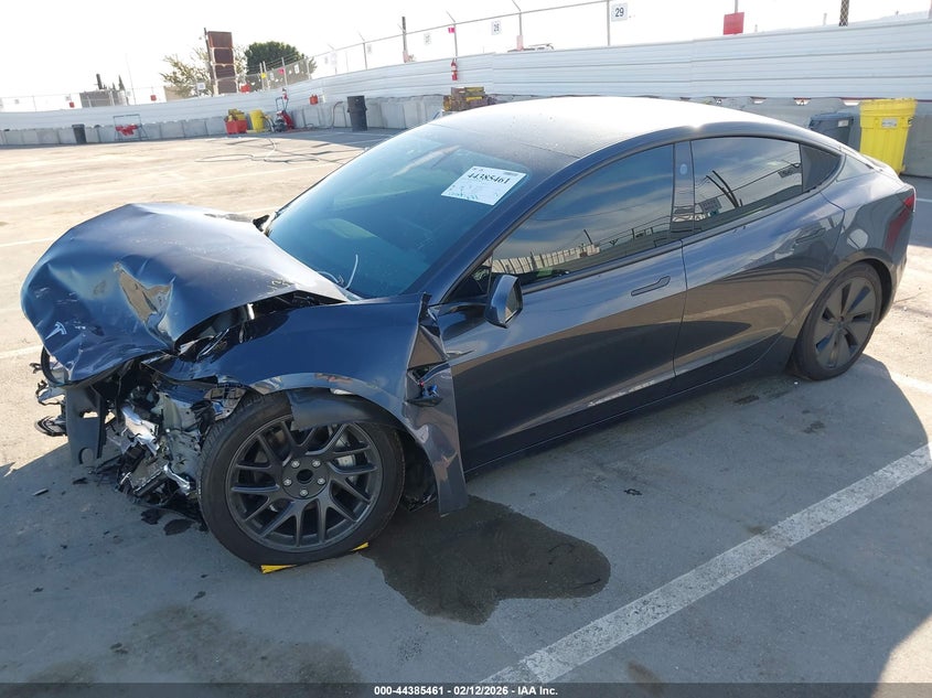 2025 Tesla Model 3 Long Range Rear-Wheel Drive/Standard Rear-Wheel Drive