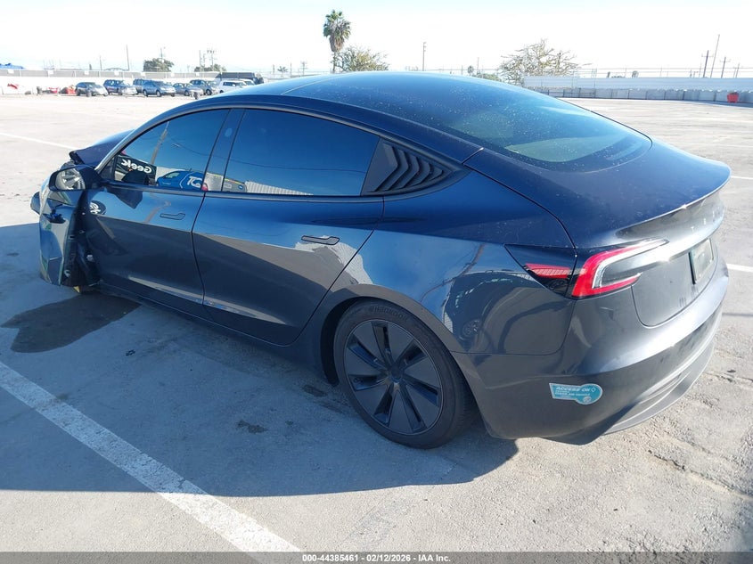 2025 Tesla Model 3 Long Range Rear-Wheel Drive/Standard Rear-Wheel Drive