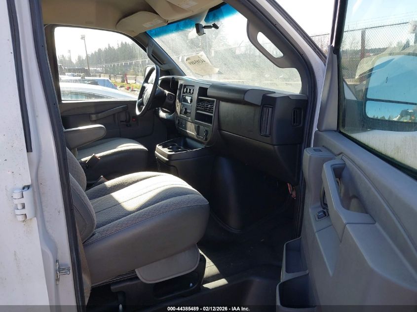 2017 GMC Savana 2500 Work Van