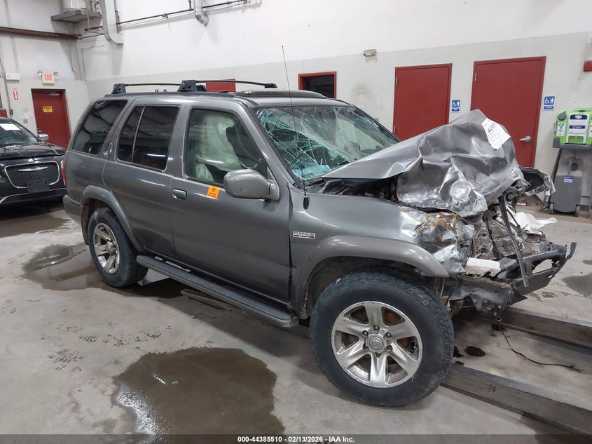 2004 Nissan Pathfinder Le Platinum