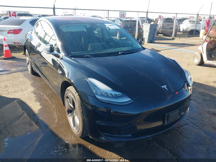 2018 Tesla Model 3 Long Range/Mid Range