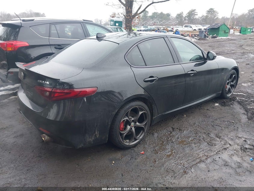 2018 Alfa Romeo Giulia Ti Sport Awd