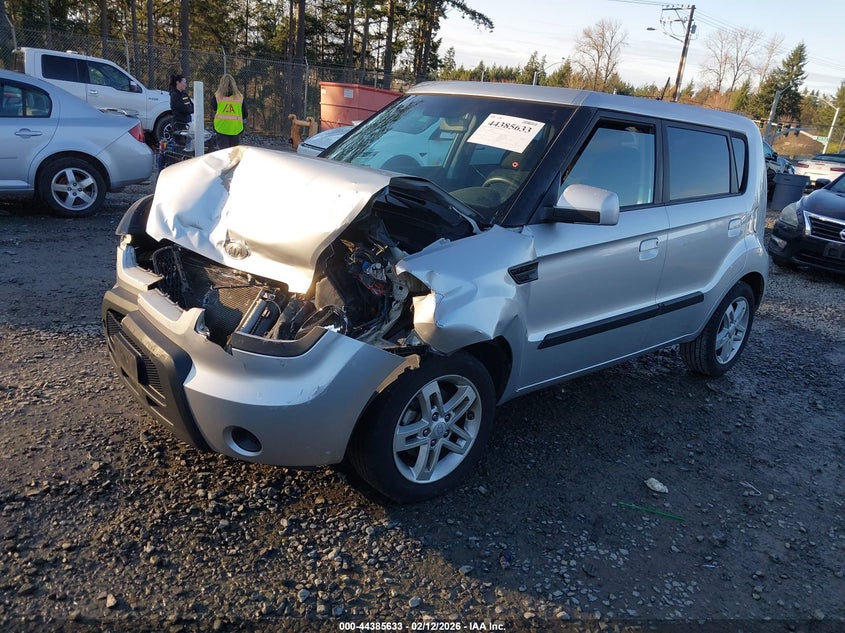 2010 Kia Soul +