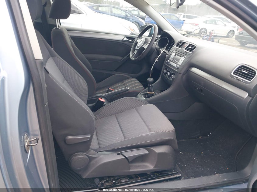 2010 Volkswagen Golf 2-Door