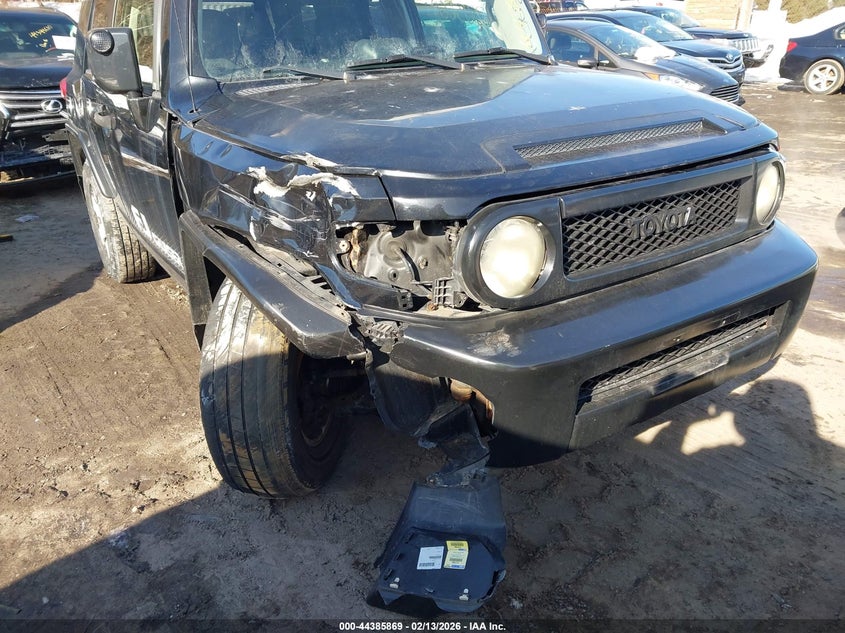 2007 Toyota Fj Cruiser VIN: JTEBU11F470017217 Lot: 44385869