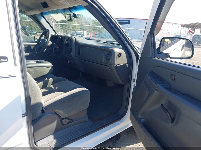 2004 Chevrolet Silverado 1500 Ls