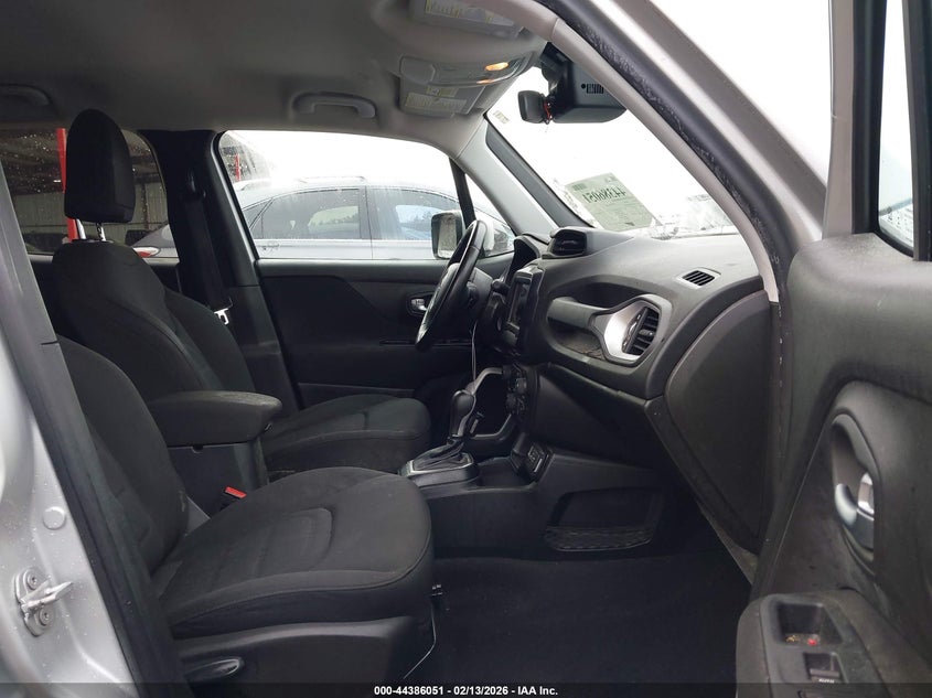 2018 Jeep Renegade Latitude Fwd