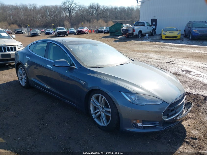 2014 Tesla Model S P85