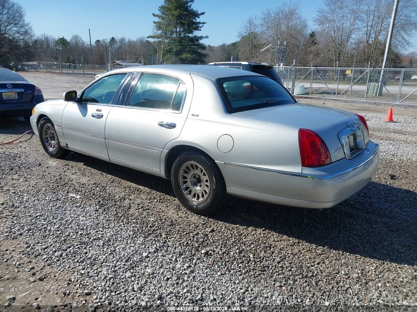 2002 Lincoln Town Car Cartier