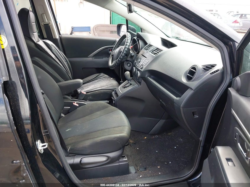 2015 Mazda Mazda5 Sport