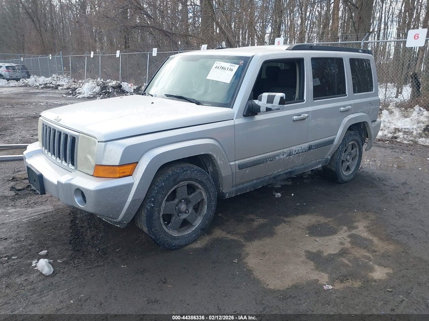 2008 Jeep Commander Sport
