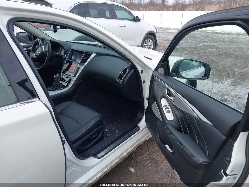 2022 Infiniti Q50 Luxe Awd