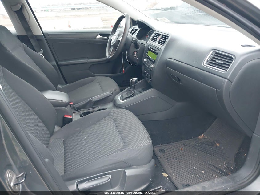 2014 Volkswagen Jetta 2.0L S