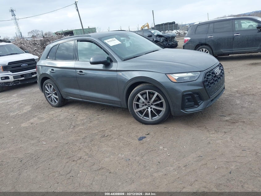 2022 Audi Q5 Premium Plus 55 Tfsi E S Line Quattro S Tronic