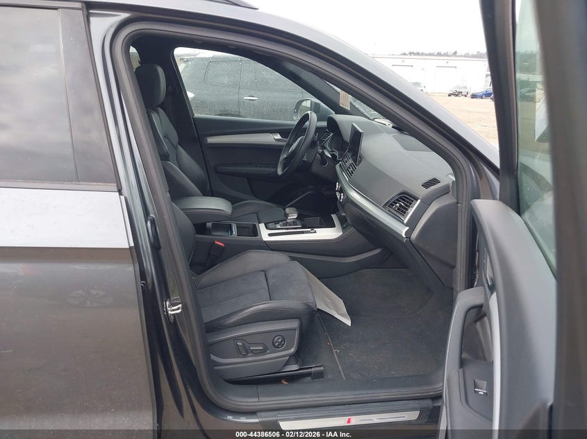 2022 Audi Q5 Premium Plus 55 Tfsi E S Line Quattro S Tronic