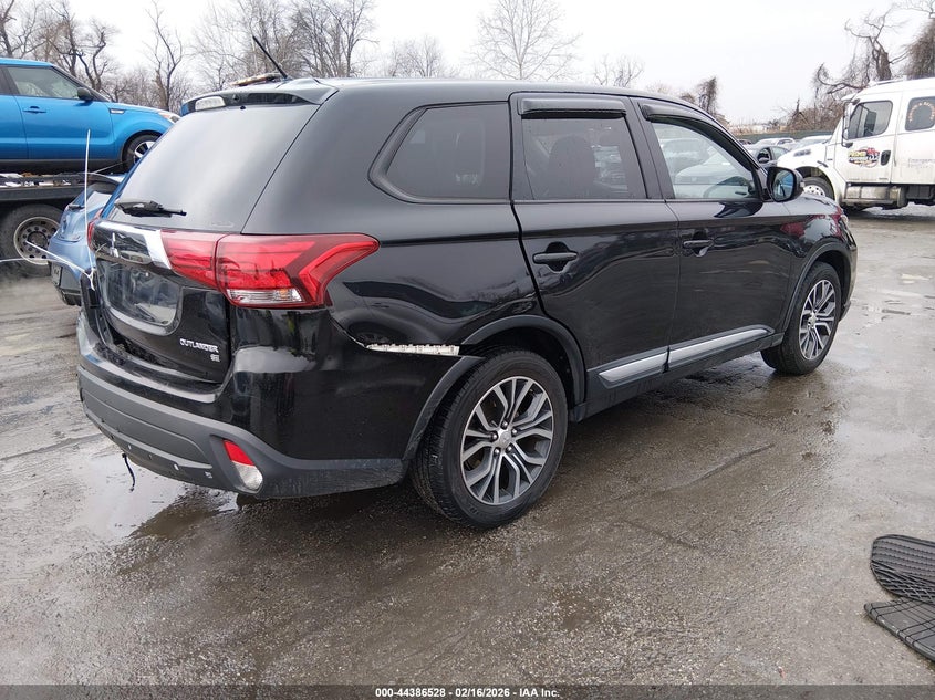 2016 Mitsubishi Outlander Se