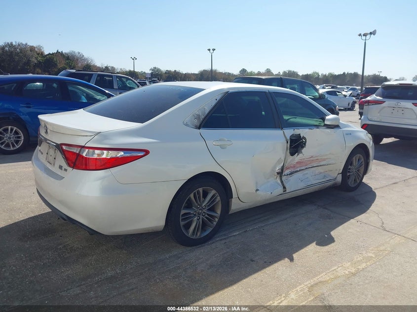 2017 Toyota Camry Hybrid Se