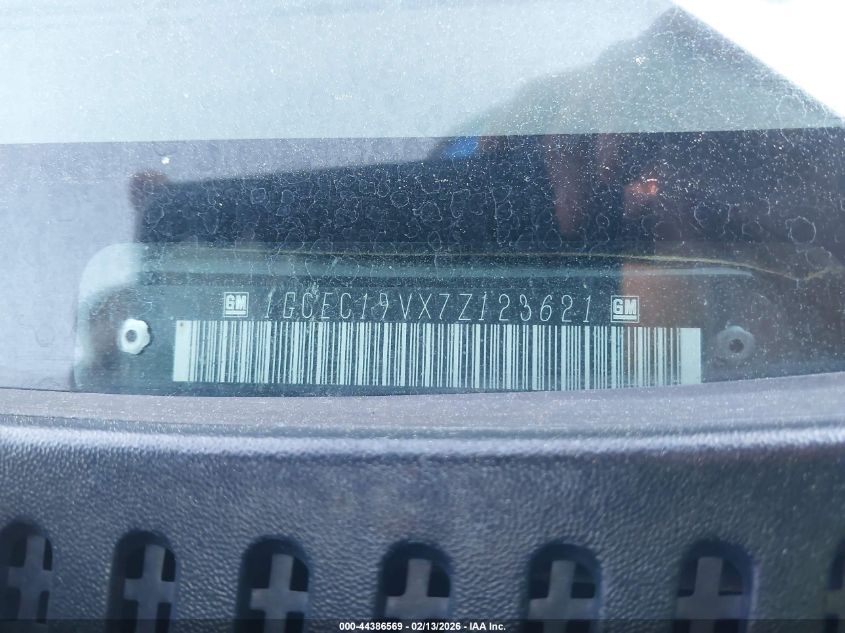 2007 Chevrolet Silverado 1500 Classic Lt1 VIN: 1GCEC19VX7Z123621 Lot: 44386569
