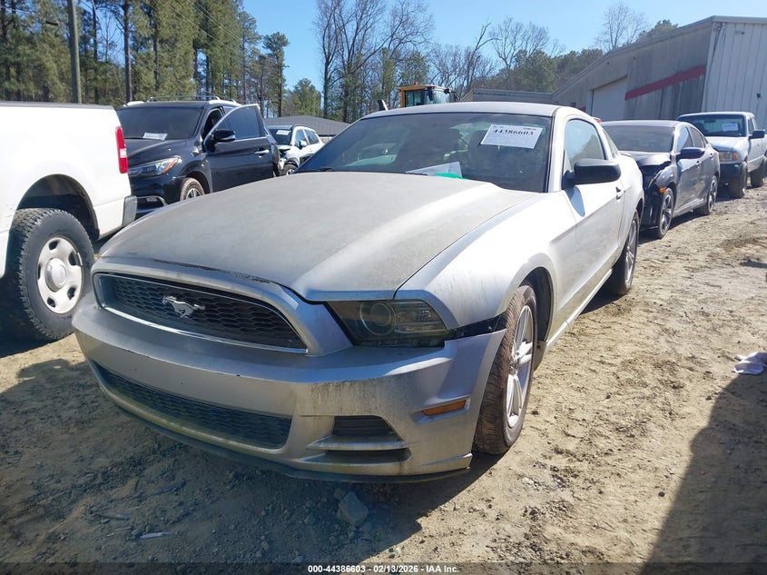 2013 Ford Mustang V6