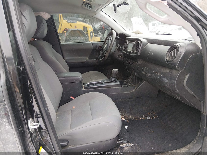 2017 Toyota Tacoma Sr