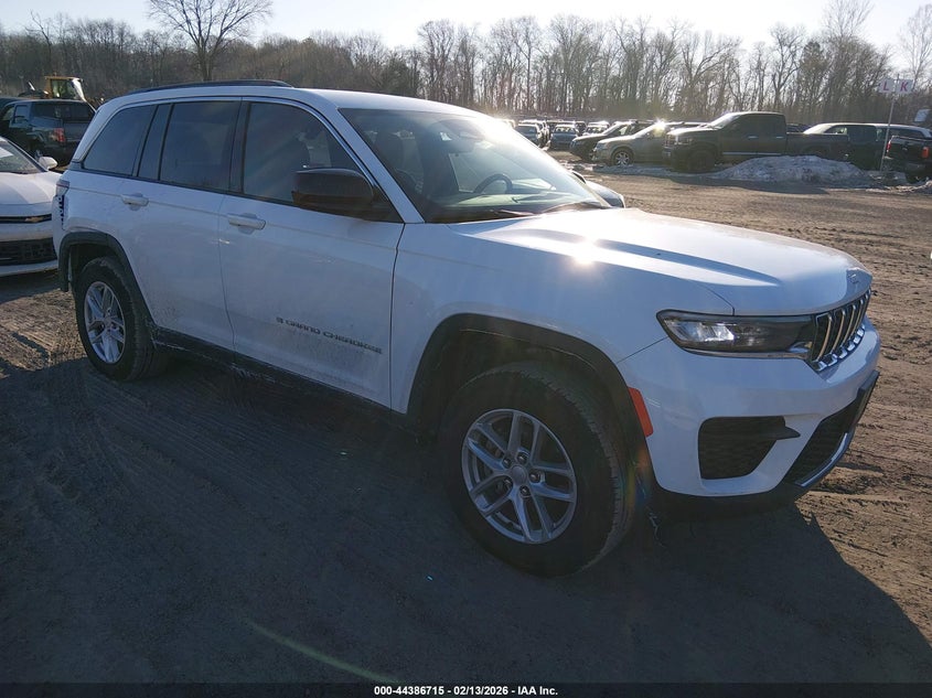 2025 JEEP GRAND CHEROKEE LAREDO X 4X4