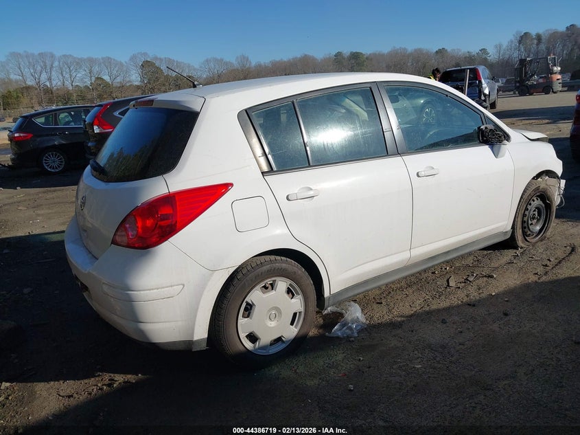 2011 Nissan Versa 1.8S