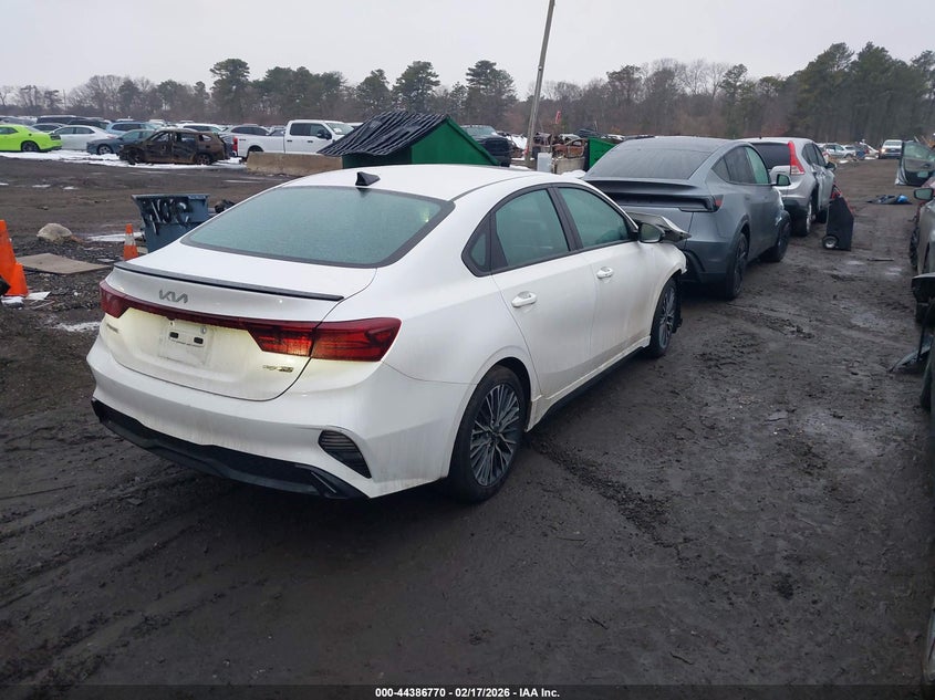 VIN 3KPF54AD5RE691907 2024 KIA FORTE GT-LINE